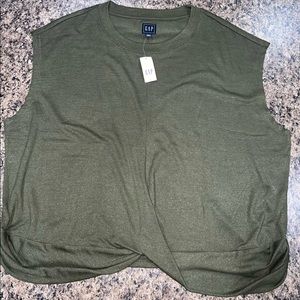NWT Gap Sleeveless Twist Sweater, Size XXL